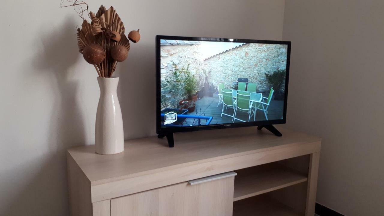 Les Lilas Hyères Extérieur photo